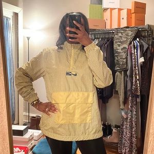 Yellow/black checkered Nike jacket 💛🖤